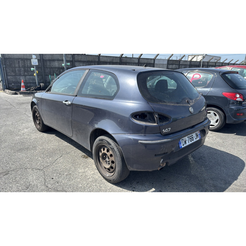 Optique avant principal gauche (feux)(phare) ALFA ROMEO 147 Photo n°8