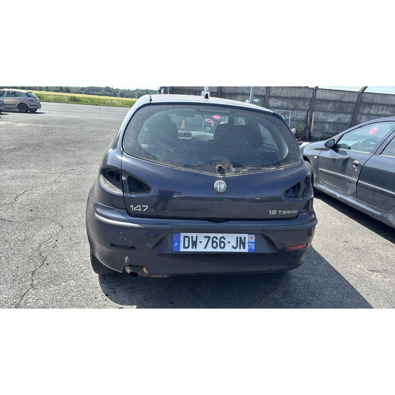 Optique avant principal gauche (feux)(phare) ALFA ROMEO 147 Photo n°9
