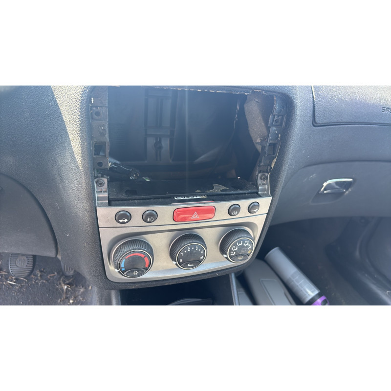 Optique avant principal gauche (feux)(phare) ALFA ROMEO 147 Photo n°20