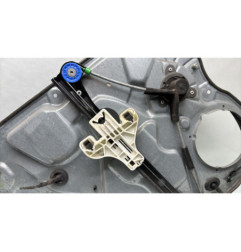 Leve vitre mecanique arriere droit VOLKSWAGEN POLO 4