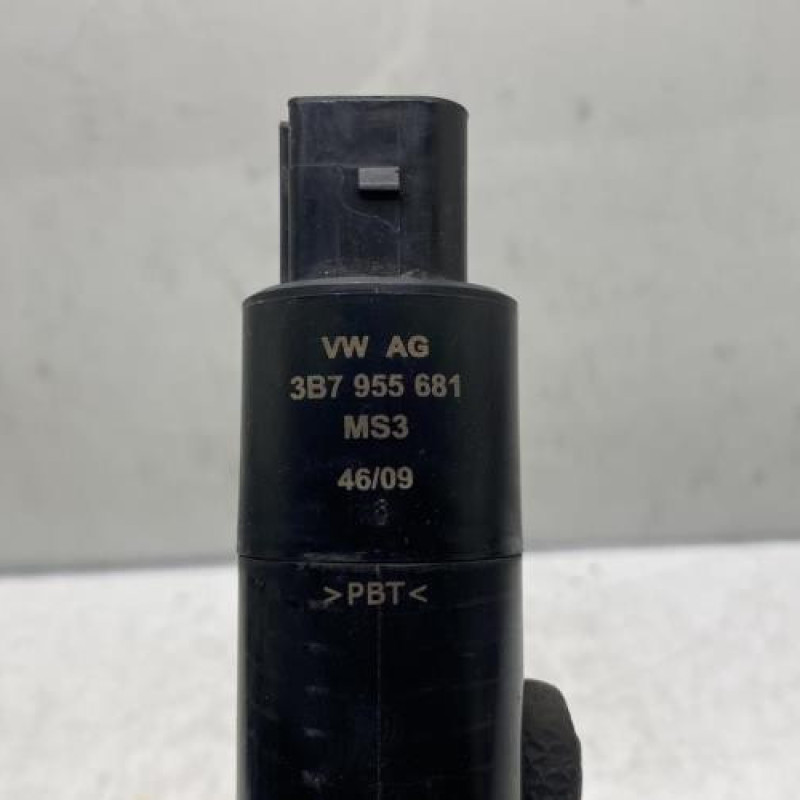 Pompe lave phares VOLKSWAGEN TIGUAN 1 Photo n°3