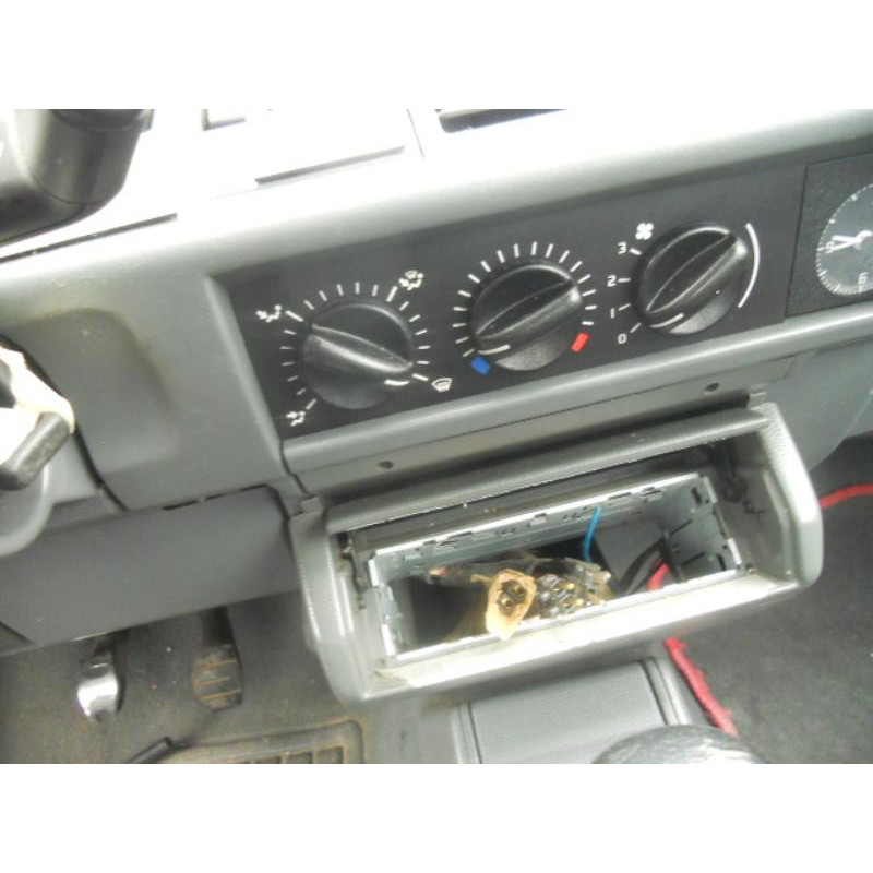 Serrure de coffre RENAULT CLIO 1 Photo n°10