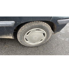 Moteur essuie glace arriere PEUGEOT 106