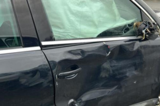 Pare boue arriere droit VOLKSWAGEN TIGUAN 1