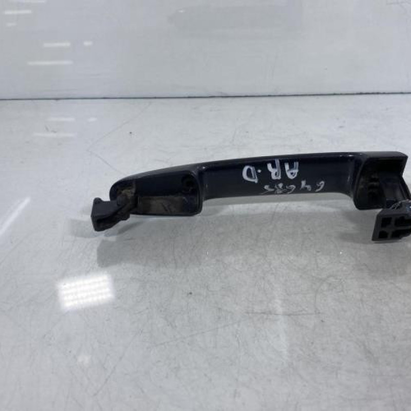 Poignee porte arriere droit TOYOTA AYGO 2 Photo n°3