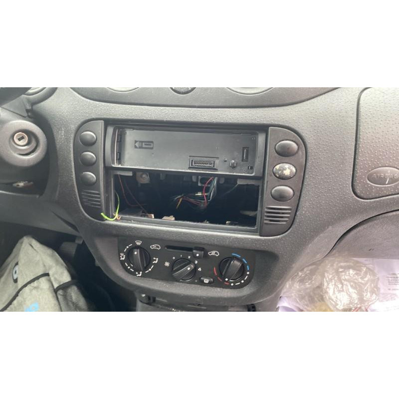 Serrure avant droit CITROEN C2 Photo n°18