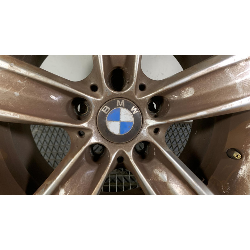 Jante BMW SERIE 1 E87 Photo n°1