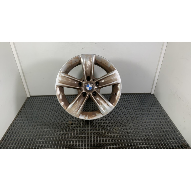 Jante BMW SERIE 1 E87 Photo n°3