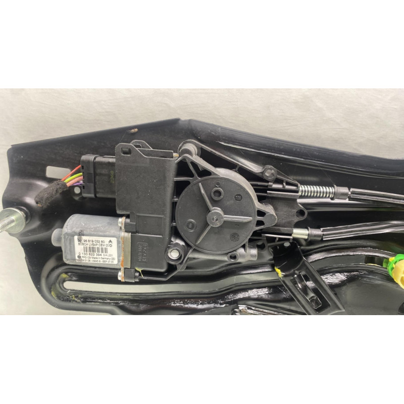 Leve vitre electrique arriere droit PEUGEOT 308 1 Photo n°3