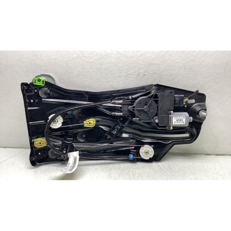 Leve vitre electrique arriere gauche PEUGEOT 308 1 Photo n°2