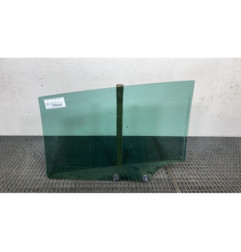 Vitre arriere droit PEUGEOT 5008 1