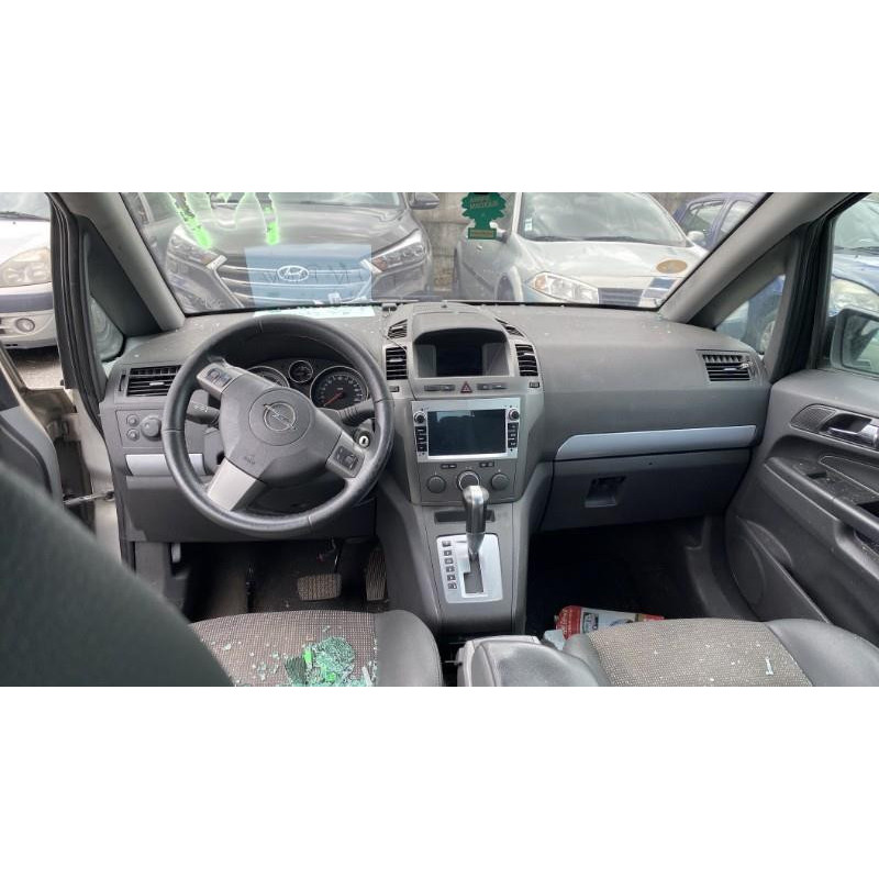 Trappe d'essence OPEL ZAFIRA B Photo n°12
