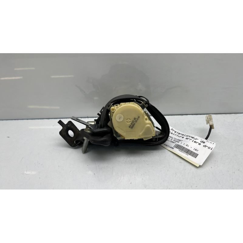 Pretensionneur de ceinture arriere droit RENAULT CLIO 3 Photo n°1