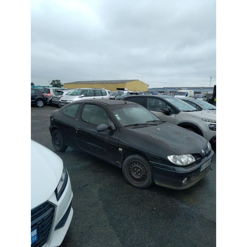 Serrure avant droit RENAULT MEGANE 1 Photo n°10