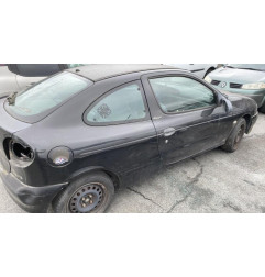 Serrure avant droit RENAULT MEGANE 1