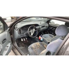Serrure avant droit RENAULT MEGANE 1
