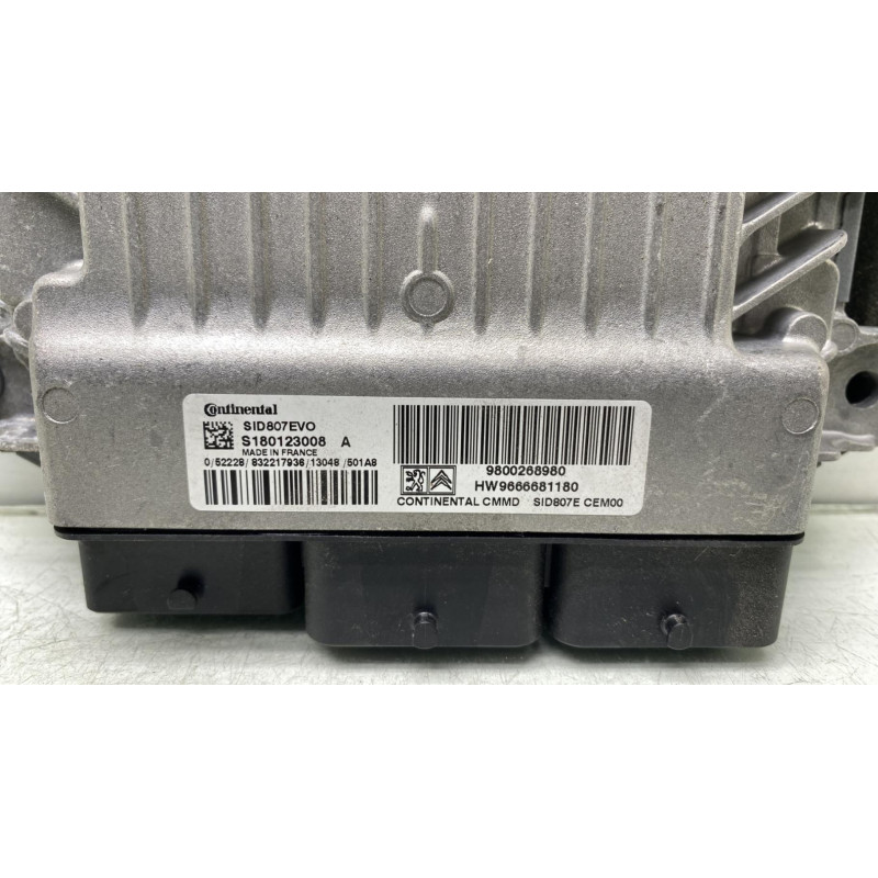 Calculateur moteur PEUGEOT 5008 1 Photo n°2
