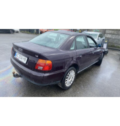 Optique avant secondaire gauche (feux)(clignotant) AUDI A4 1