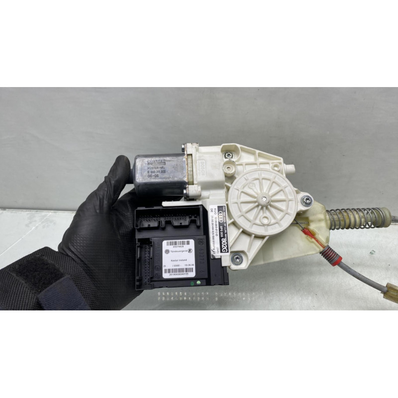 Leve vitre electrique avant droit AUDI A3 2 Photo n°3