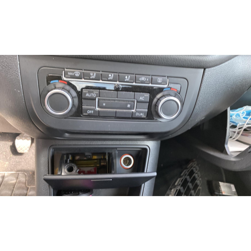 Feu arriere secondaire gauche (feux) VOLKSWAGEN GOLF PLUS Photo n°11
