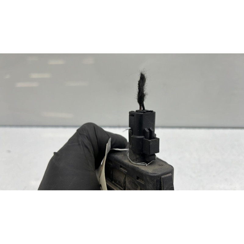 Bouton de coffre RENAULT GRAND SCENIC 3 Photo n°3