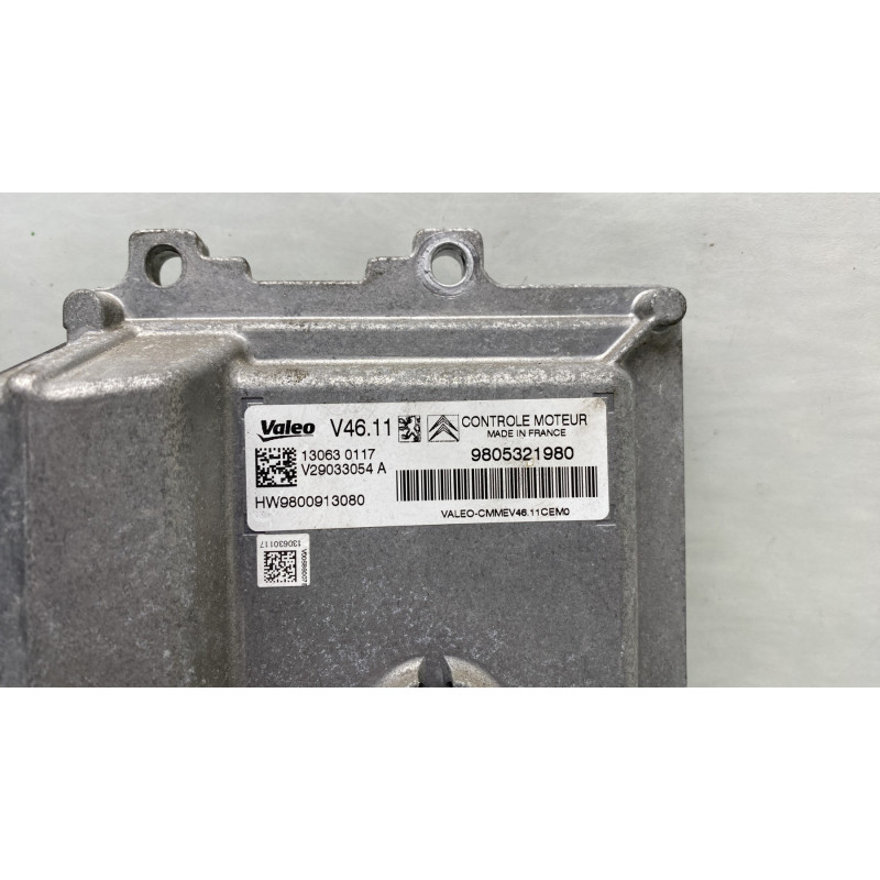 Calculateur moteur PEUGEOT 208 1 Photo n°2