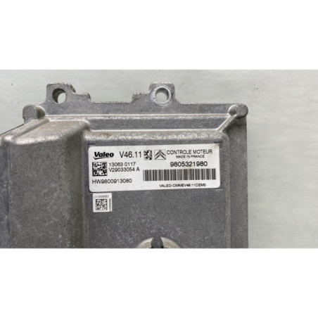 Calculateur moteur PEUGEOT 208 1