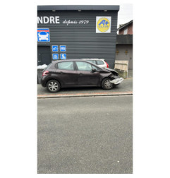 Cremaillere assistee PEUGEOT 208 1