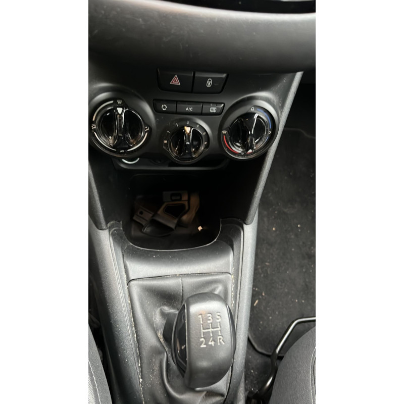 Cremaillere assistee PEUGEOT 208 1 Photo n°13