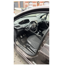 Cremaillere assistee PEUGEOT 208 1