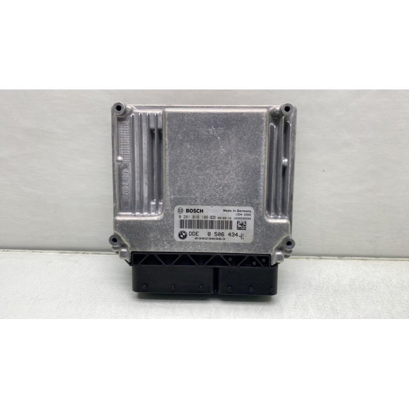 Calculateur moteur BMW SERIE 3 E91 Photo n°1