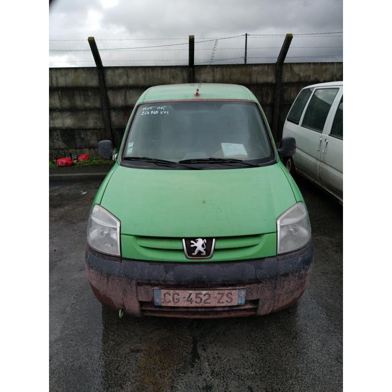 Calandre PEUGEOT PARTNER 1 Photo n°13