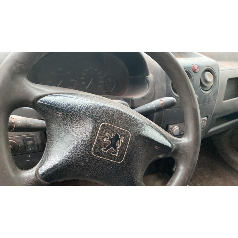 Calandre PEUGEOT PARTNER 1 Photo n°14