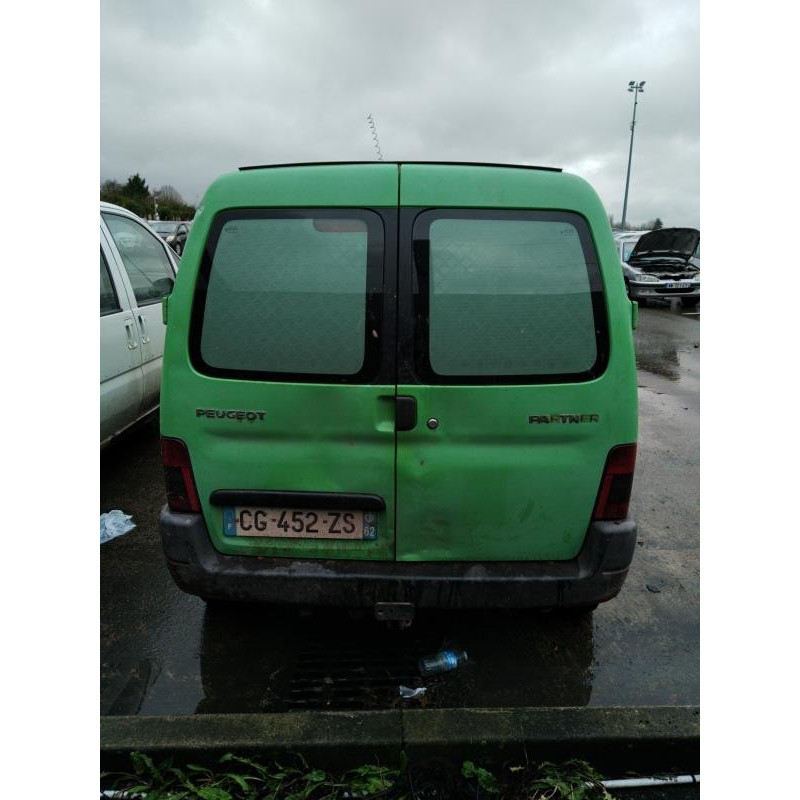 Calandre PEUGEOT PARTNER 1 Photo n°16