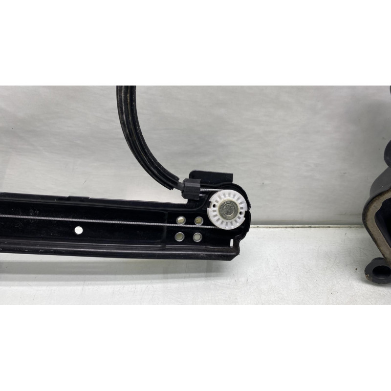 Leve vitre electrique avant droit SEAT IBIZA 4 Photo n°2
