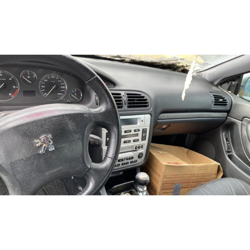 Air bag conducteur PEUGEOT 406 Photo n°13