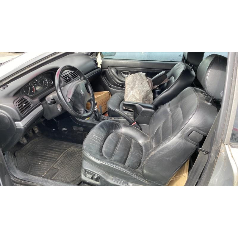 Air bag conducteur PEUGEOT 406 Photo n°17