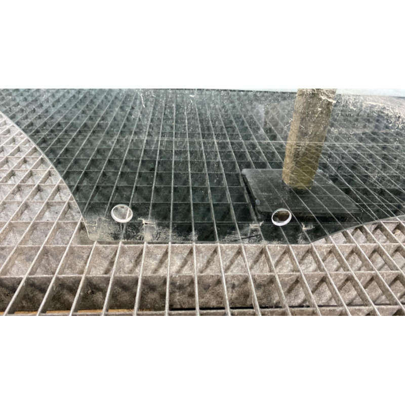 Vitre arriere droit PEUGEOT 2008 2 Photo n°4