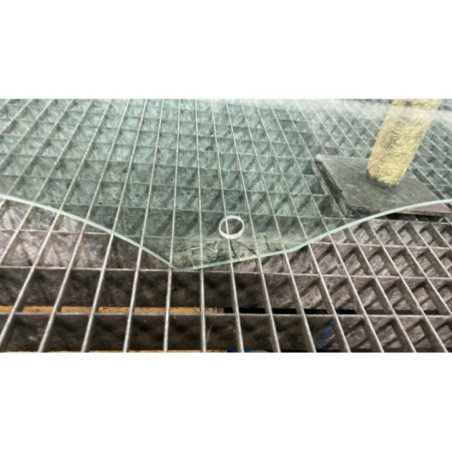 Vitre avant droit PEUGEOT 2008 2