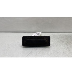 Bouton de coffre PEUGEOT 3008 2