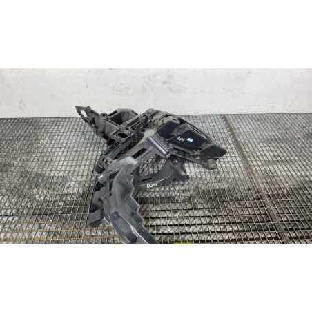 Support de pare chocs arriere PEUGEOT 3008 2