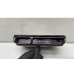 Calculateur moteur PEUGEOT 108