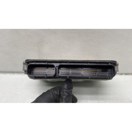 Calculateur moteur PEUGEOT 108