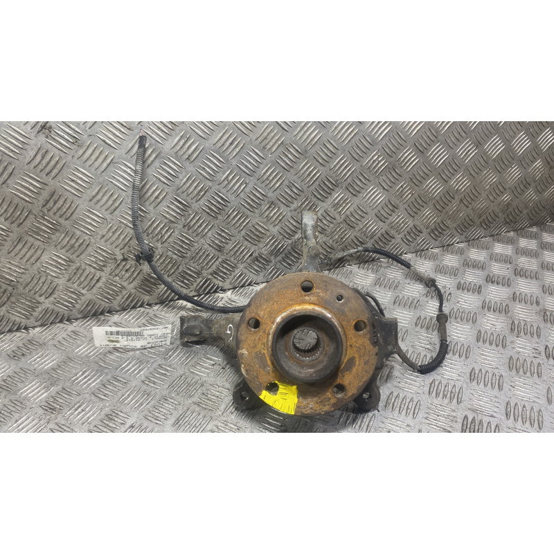 Pivot de moyeu avant gauche RENAULT TRAFIC 2 Photo n°1