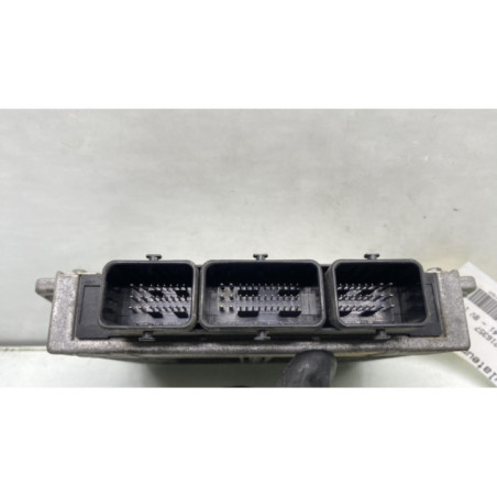 Calculateur moteur PEUGEOT 206
