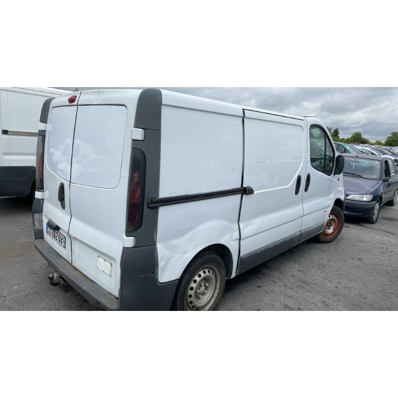 Face avant OPEL VIVARO 1 Photo n°18