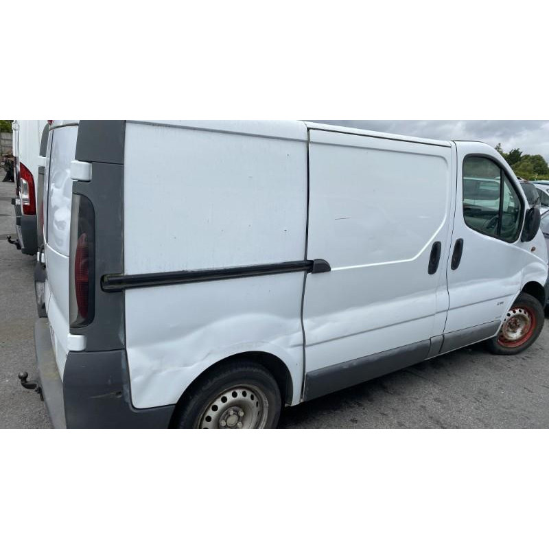 Face avant OPEL VIVARO 1 Photo n°19