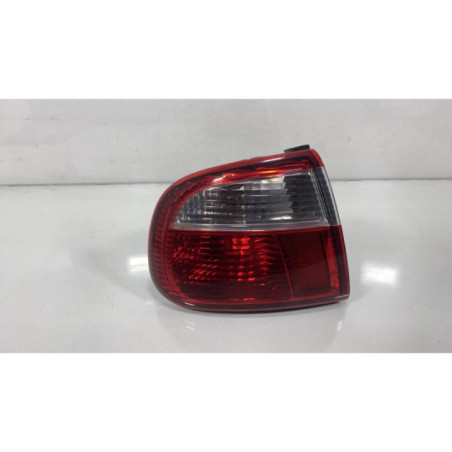 Feu arriere principal gauche (feux) SEAT TOLEDO 2 Photo n°1