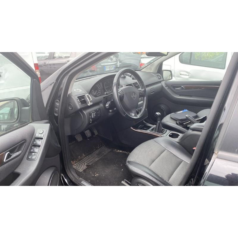 Feu arriere principal droit (feux) MERCEDES CLASSE A 169 Photo n°8