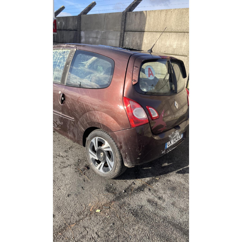 Feu arriere secondaire gauche (feux) RENAULT TWINGO 2 Photo n°9